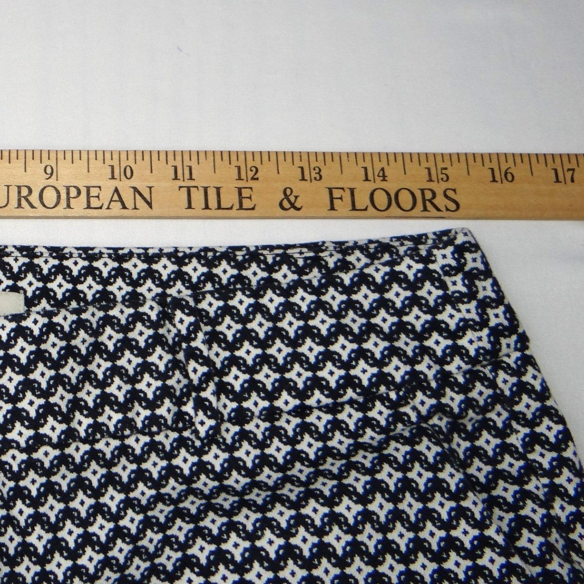 LOFT Outlet Petite Modern Trousers Pants Geometric Print Navy White Size 8P