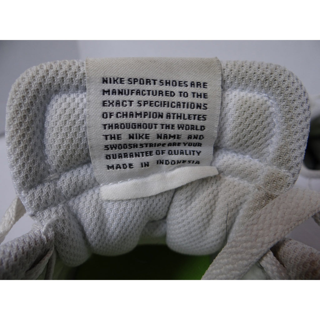 Nike Sport Shoes DH3161 101 White Lace Up Sneakers Youth Size 6.5