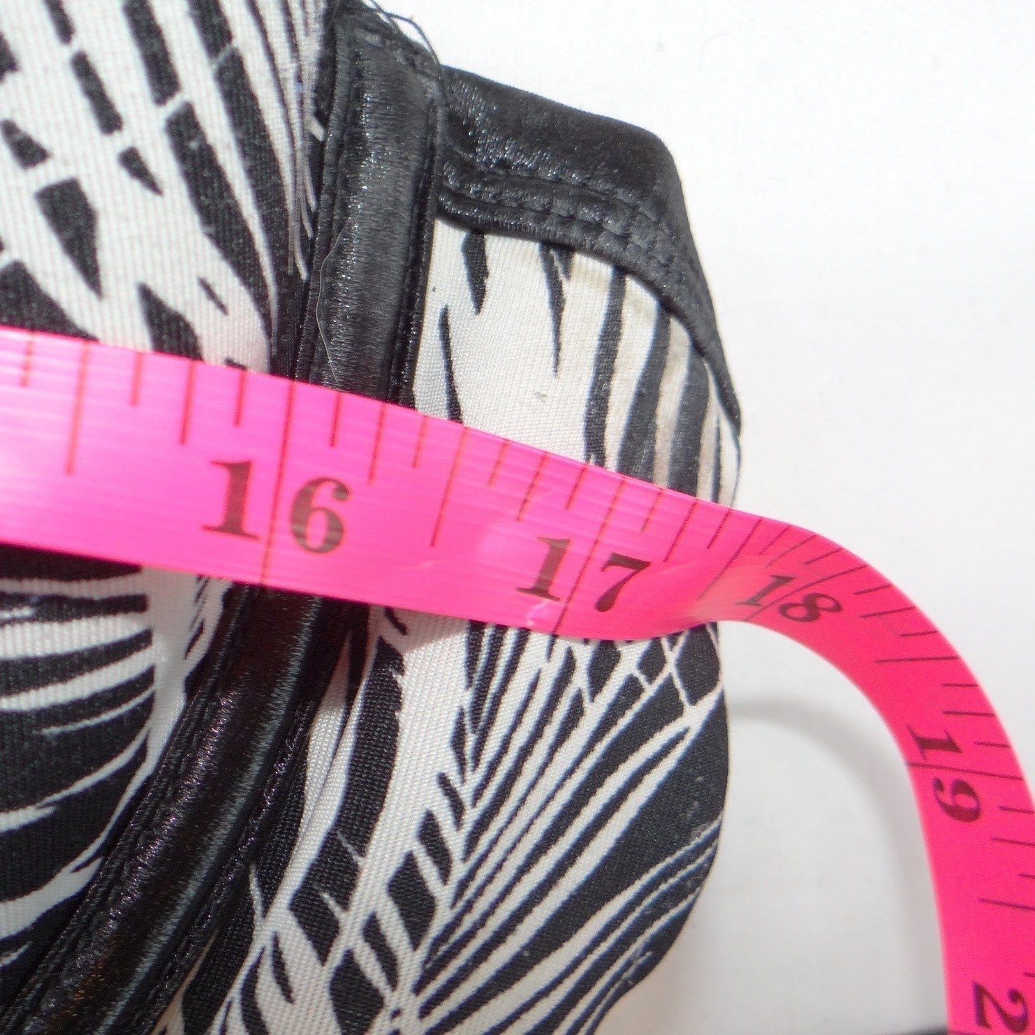 Cacique Black White Tropical Palm Leaf Print Underwire Plunge Bra 44B