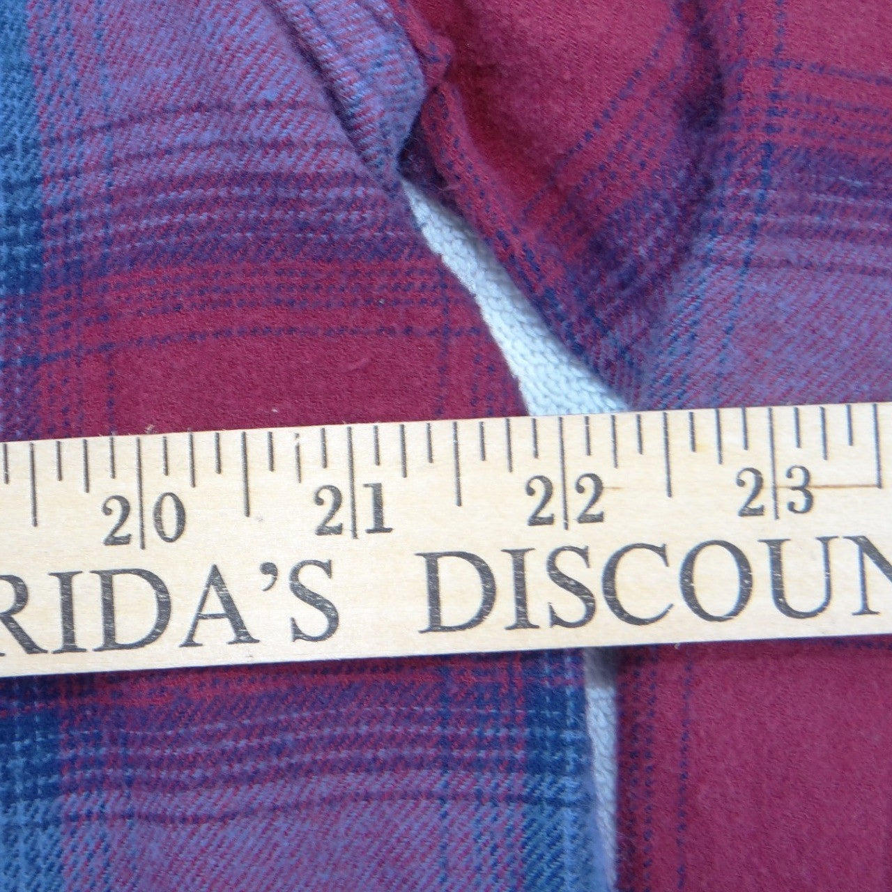 Eddie Bauer Mens Large Red Blue Plaid Flannel Button Down Shirt Long Sleeve