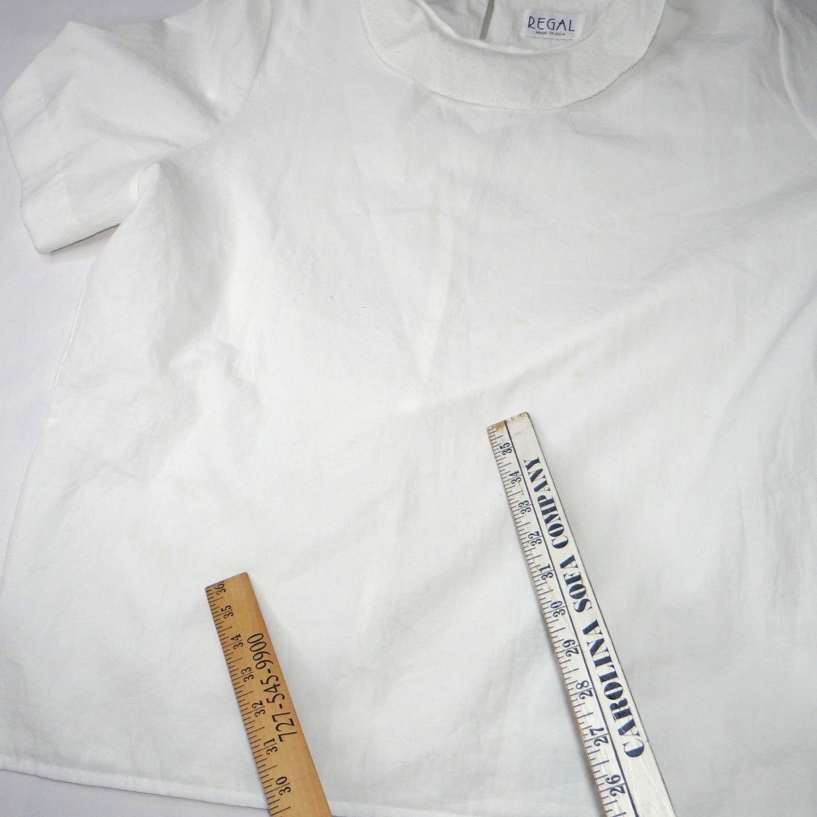 Vintage REGAL Womens White Short Sleeve Top Made USA Size Large Classic